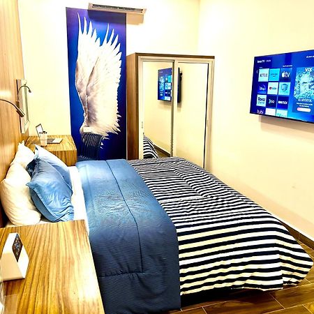 Sky Inn Hotel - Cancún Extérieur photo