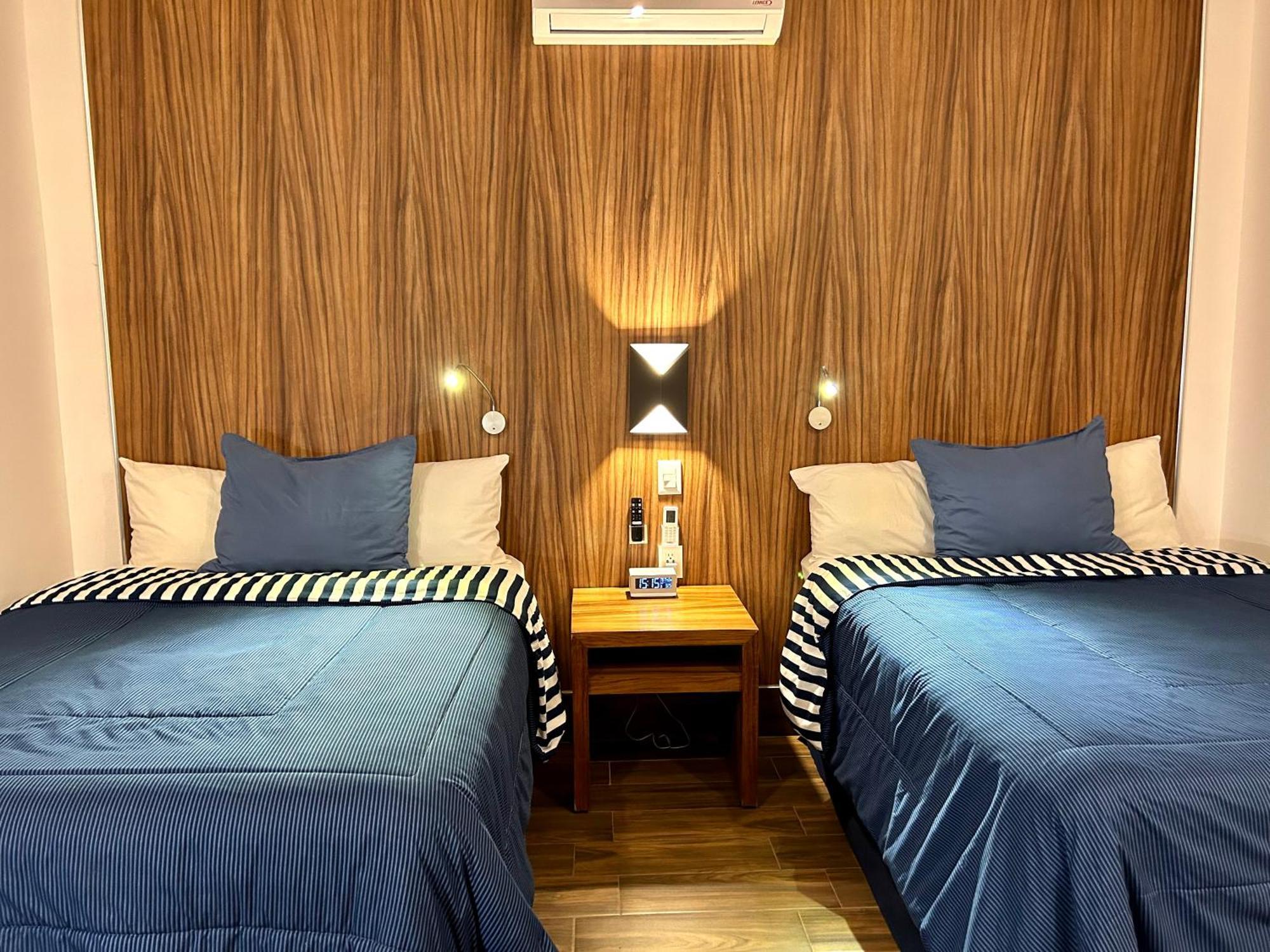 Sky Inn Hotel - Cancún Extérieur photo